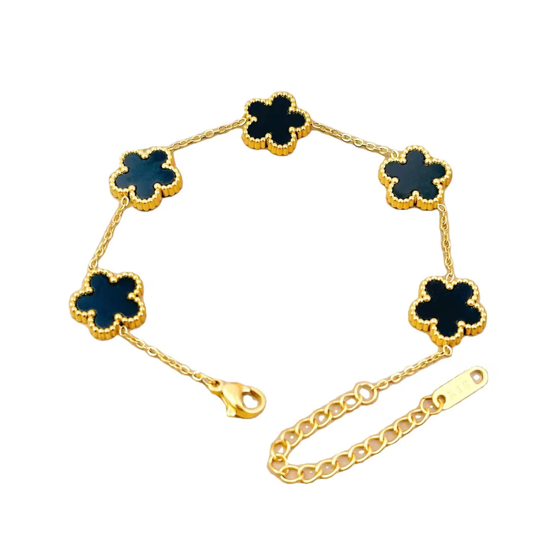 ✨Stainless steel Black Clovie Floral bracelet ✨